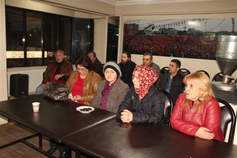 MHP Akyazı Teşkilatı Basın Toplantısı Düzenledi